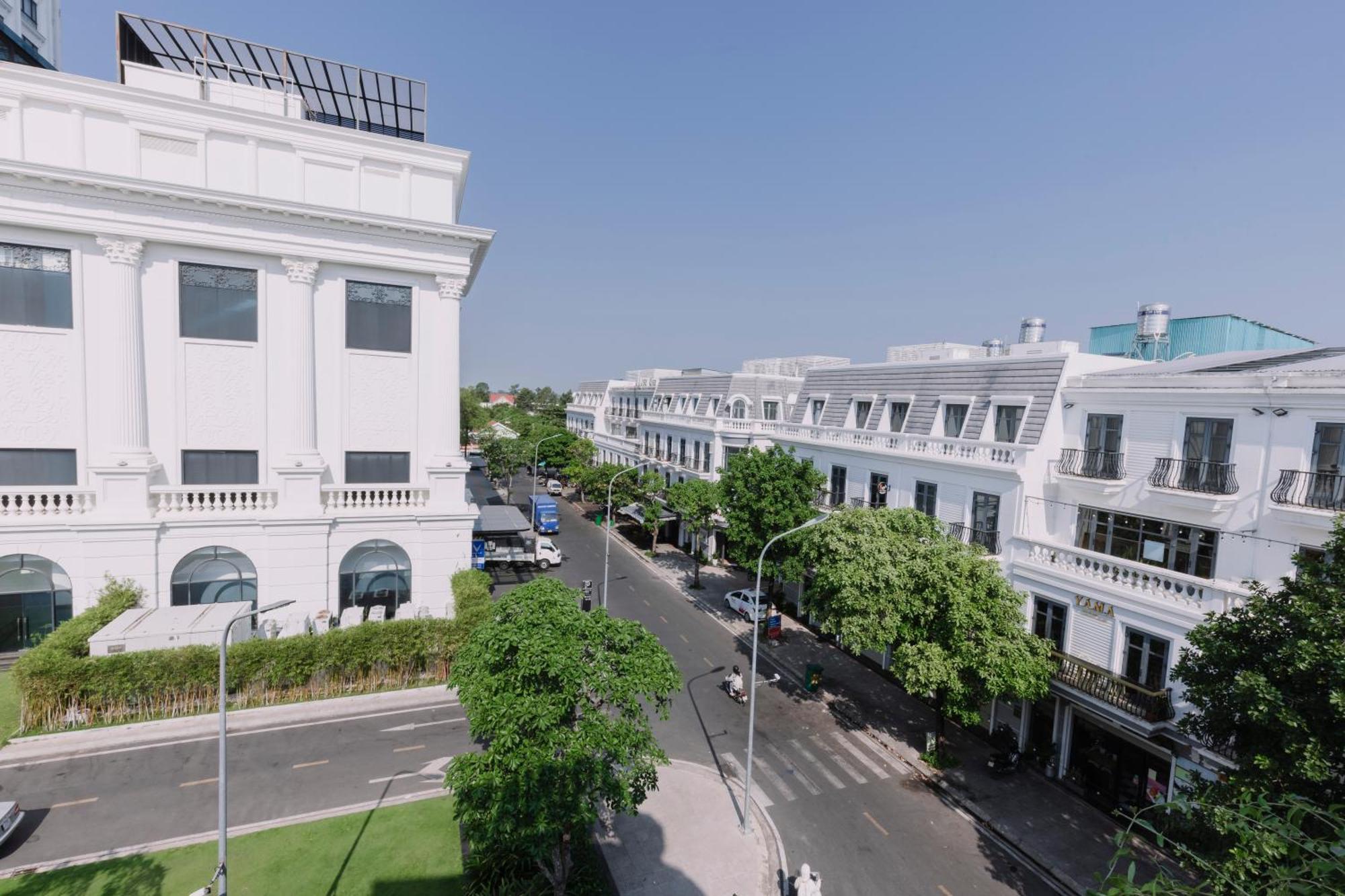Arina Luxury Hotel - Vincom Tay Ninh Экстерьер фото